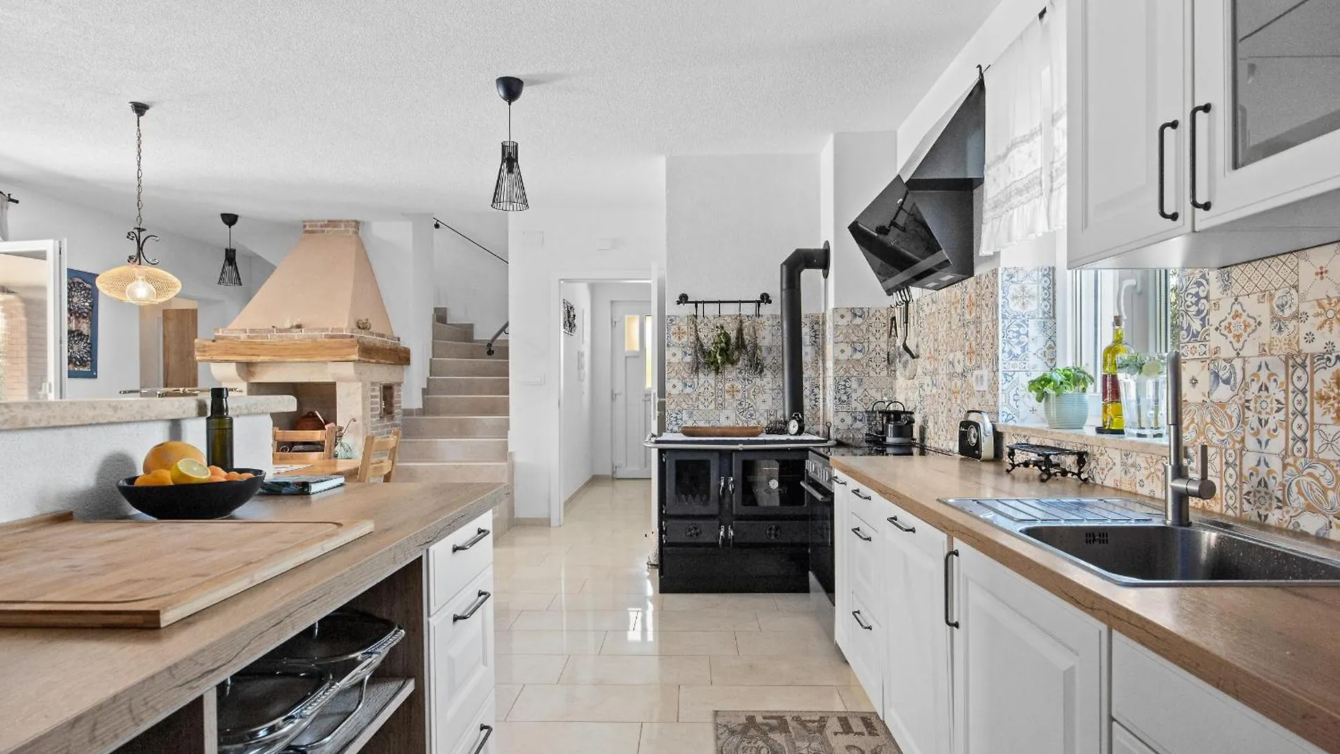 Villa Javor Near Pula Only 1 Km From The Beach With Sea View And Heated Pool Peruski Croatia